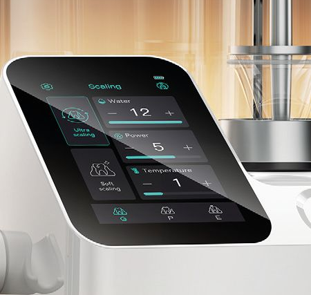Modern ultrasonic dental scaling device with digital controls